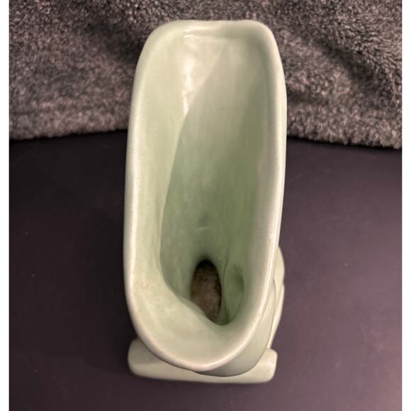 Royal Haeger Matte Green Shell Planter c1940 - Picture 8 of 8